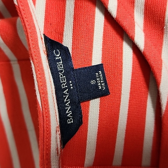 BANANA REPUBLIC  SHORT SLEEVE BLOUSE/ SIZE  8 - Picture 4 of 12